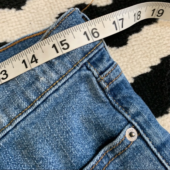 GAP Best Girlfriend Cutoff Denim Shorts Size 30 - Picture 4 of 9